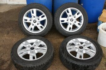 zimni pneu a alu kola Ford Transit 5x160 hezky model kol R17 - 2