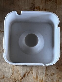 Pivovar Hradec Králové starý popelník Hradecký Lev - 2