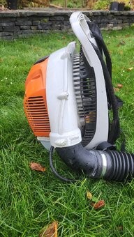 Foukač listí STIHL - 2