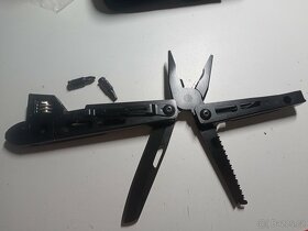 Multifunkční nůž, kleště, francouzký klíč do kapsy - 2