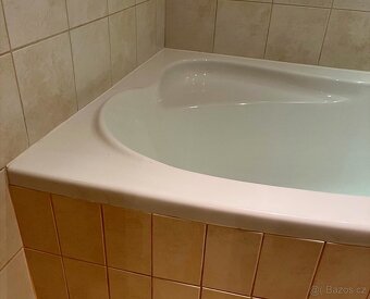 Rohová vana RIHO - 2