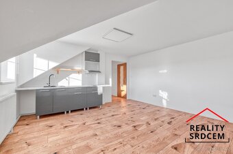 Pronájem nového bytu 1+kk, 28 m2 s parkováním a zahradou, Sk - 2