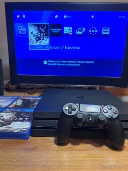 PS4 PRO 1TB CUH-7216B v super stavu a hry k tomu - 2