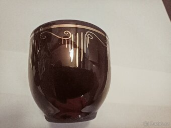 černé štamprle se zlatým vzorem - 2