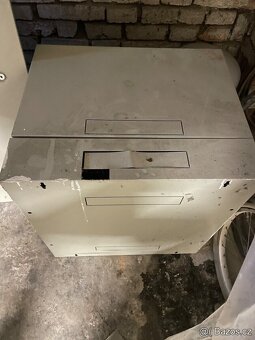 Závěsná skříň Rack - 2