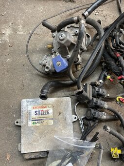 Lpg zástavba v6 r6 Magic a Elpigas - 2