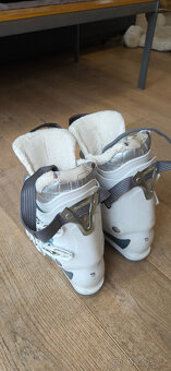 Dámské sjezdové boty Salomon Divine 55, 24cm - 2