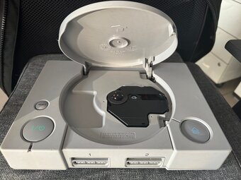 Sony PlayStation 1 SCPH-7502 (PAL) - 2