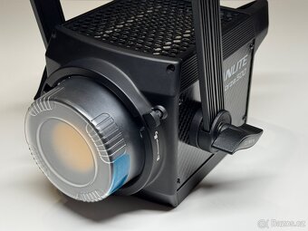 NANLITE Forza 500 je LED + NANLITE Fresnelová čočka FL-20G - 2