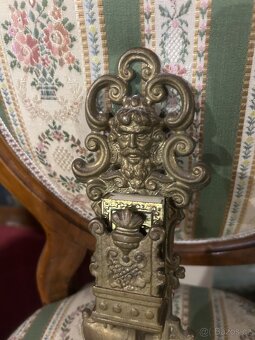 Mosazný nástěnný zápalkovník s obalem na zápalky - 2