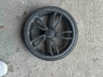 KOLEČKA TUDORE NA KOČÁRKY - 2