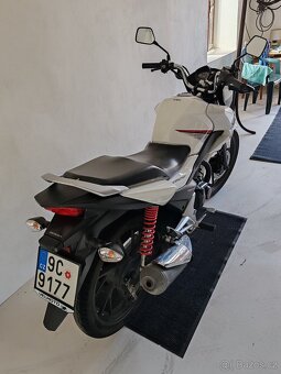 Honda CB 125F, r.v. 2015, A1 - 2