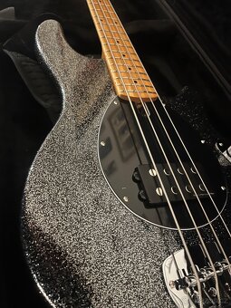 Baskytara sire by Marcus miller Z3 - 2