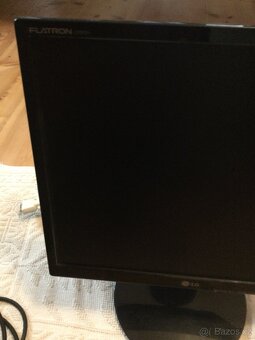 Monitor LG Flatron L 1972 H - 2