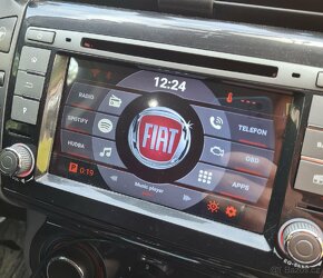 Fiat Bravo 2 autorádio Carmes s Android 12 - 2