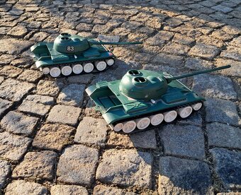2 tanky ites - 2