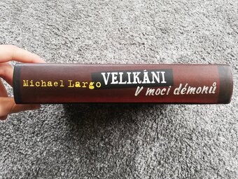 Velikáni v moci démonů - 2