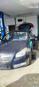 Opel Insignia rv. 2010, 2.0CDTI, 118KW černá, combi. - 2
