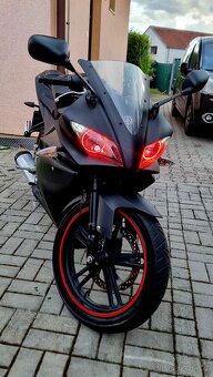 Yamaha YZF-R125 - 2