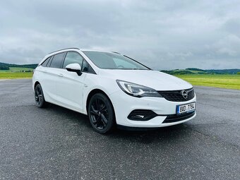 Opel Astra Sport tourer - 2
