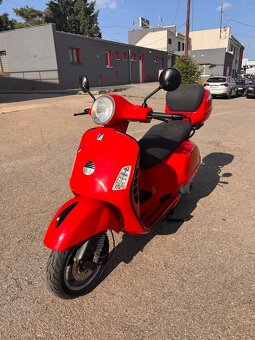 2008 PIAGGIO VESPA 125 GTS, NOVÁ STK A PNEU - 2