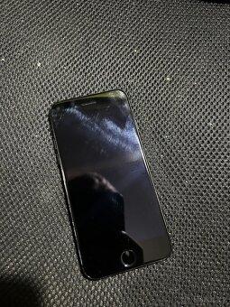 IPhone 7 128GB - 2