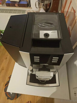 plně automatický kávovar, kávovar Jura, kávovar - 2