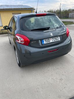 Peugeot 208 1.4 hdi - 2