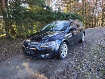 Škoda Octavia combi Joy 2.0Tdi tažné výhřev - 2