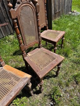 Staré dřevěné židle s rákosovým výpletem - 2