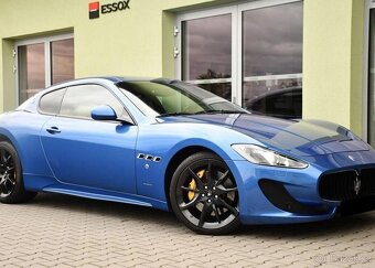 Maserati GranTurismo SPORT 4.7 V8 MC CARBON ČR - 2