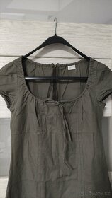 Hezké šaty Camieu - 2