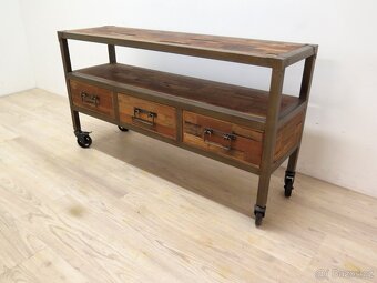 TV stolek v industriální stylu - 2