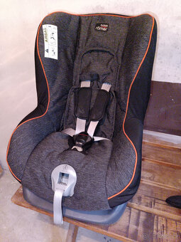 dětská autosedačka - 2