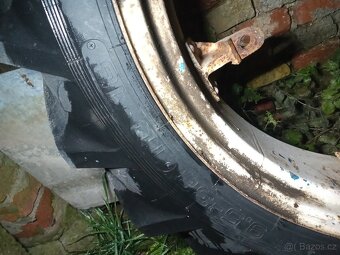 Zetor kola 9.5-32   9,5-32 - 2