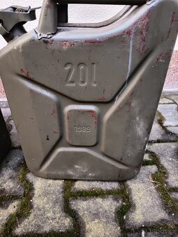 Plechové kanistry - 2