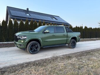 Dodge Ram 1500  motor  5.7 HEMI  rok 2022 - 2