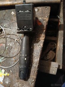 Přepínač světel + blikru Renault, Dacia - 2