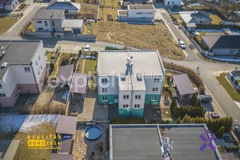 Prodej bytu 3+kk 65 m2 s vlastní zahradou 127 m2 a dvěmi stá - 2