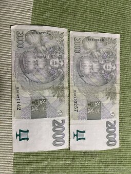 2000 Kč rok 1999,označení B13,B16 - 2
