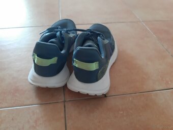 Prodám tenisky Adidas vel. 38 2/3 - 2