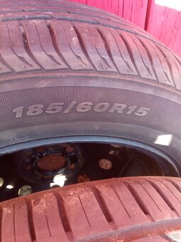 Letní kola fabia 185/60 R15 - 2