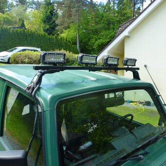 Suzuki Samurai celoplech LED světelná rampa - 2