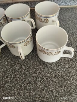 Starší retro hrnky cena 600 - 2