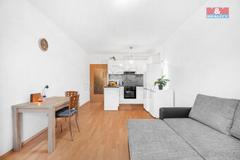 Prodej bytu 2+kk, 64 m², Praha, ul. Andersenova - 2