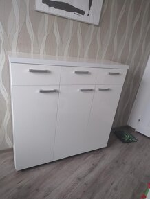 Komoda 122x122x40cm - bílá lesklá - 2