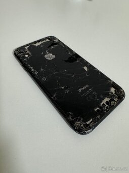 iphone xr - 2