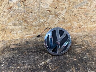TLAČÍTKO OTEVÍRÁNÍ VÍKA KUFRU VW PHAETON 3D5827601A - 2