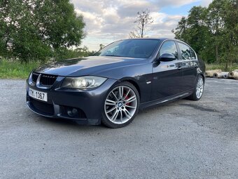 BMW 330i - 2