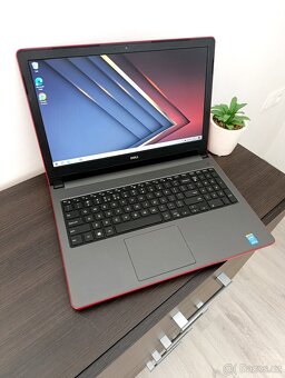 Krásný notebook Dell Inspiron 5558 - 2